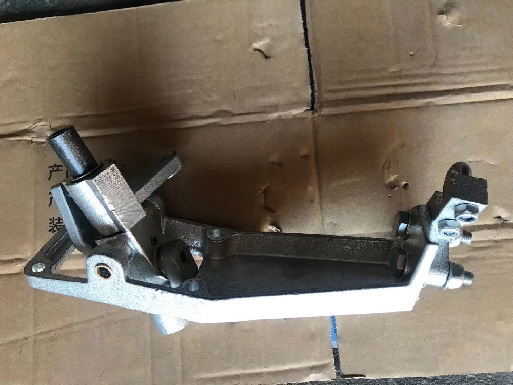 操縱機(jī)構(gòu)