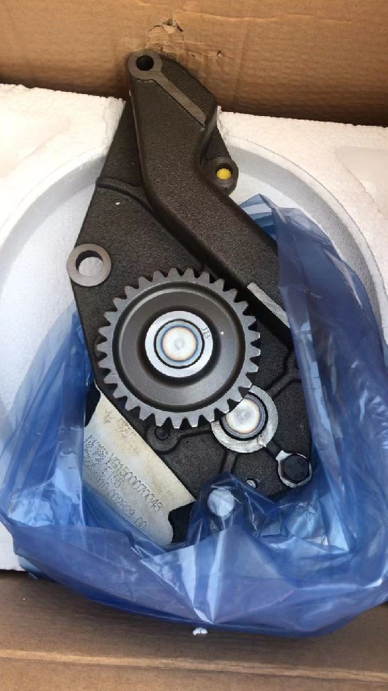 機(jī)油泵總成