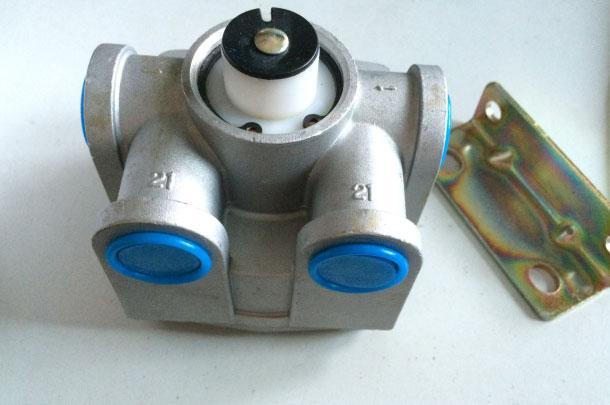 重卡發(fā)動(dòng)機(jī)，引起高溫的一般原因