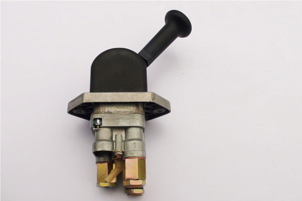 重卡發(fā)動(dòng)機(jī)，引起高溫的一般原因