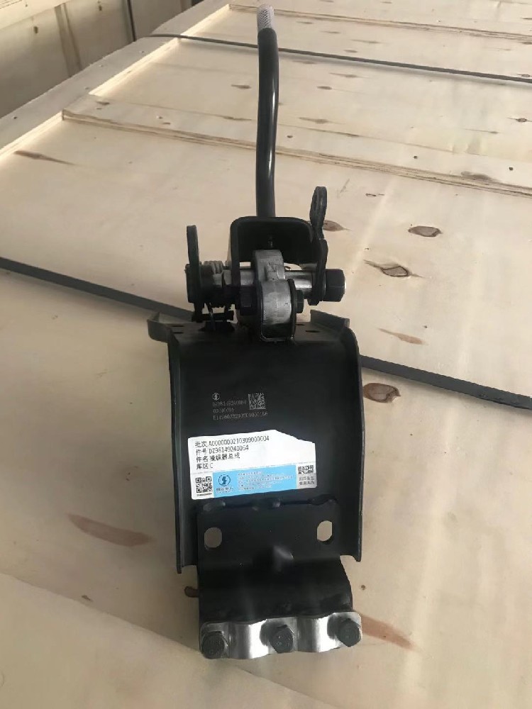 操縱機(jī)構(gòu)