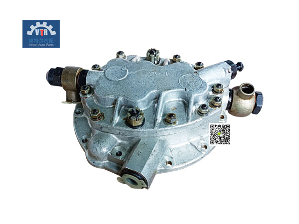 24.12.00 SB 3312-00-15 機(jī)油泵 Oil pump 發(fā)動(dòng)機(jī)12V150 特種車(chē)Special vehicle 24.12.00 SB 3312-00-15 機(jī)油泵 Oil pump 發(fā)動(dòng)機(jī)12V150 特種車(chē)Special vehicle